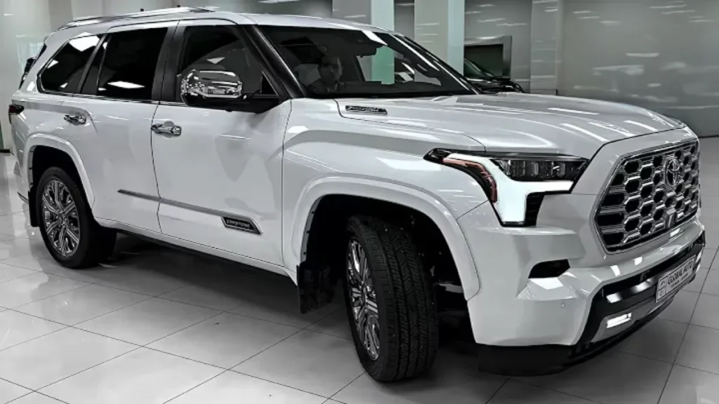 Toyota New Sequoia First Look